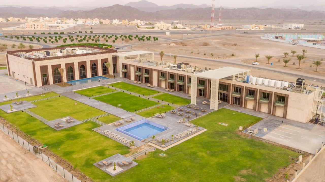 استراحة الفيحاء Al Feyhaa Resthouse Hotel Samail Exterior photo
